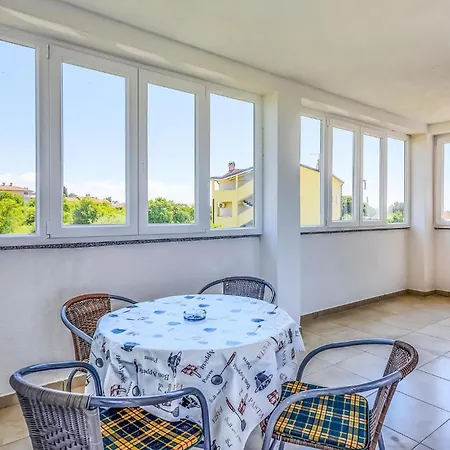 Beautiful In With Wifi Lägenhet *