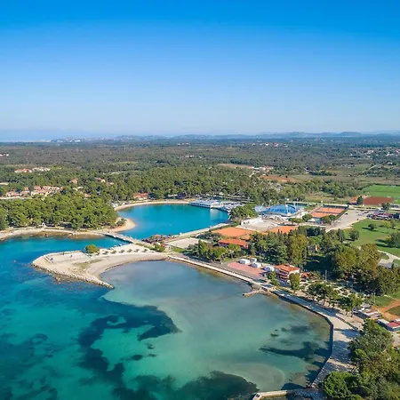 Apartment Beautiful In With Wifi Umag